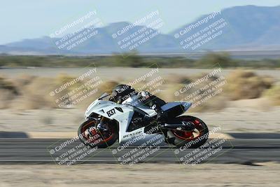 media/Nov-02-2025-CVMA (Sun) [[337aff29ab]]/Race 16-Formula Twins-Formula 40 UL(Holeshot)/